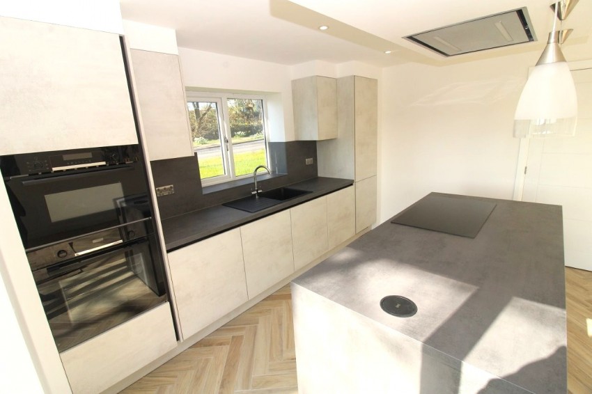 Images for Sheffield Road, Oxspring, Sheffield