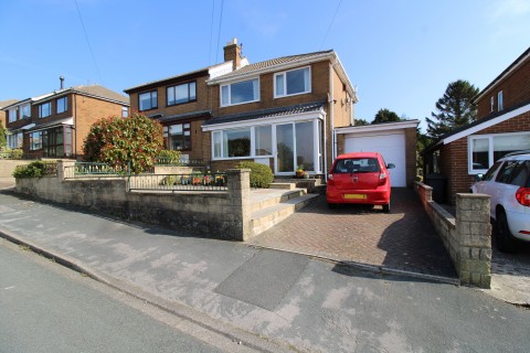 View Full Details for Hollybank Avenue, Upper Cumberworth, Huddersfield