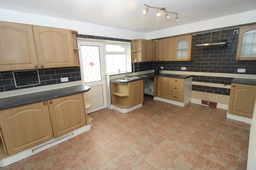 Images for Longfields Crescent, Hoyland, Barnsley