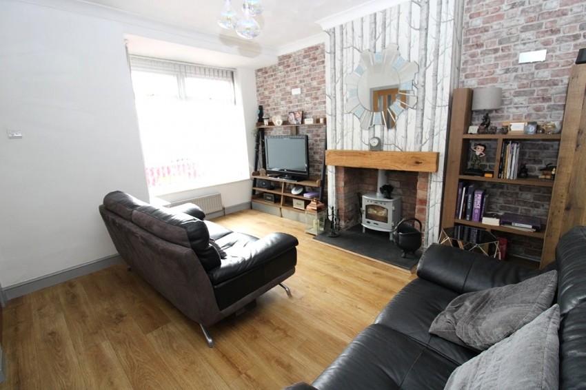 Images for Tingle Bridge Lane, Hemingfield, Barnsley