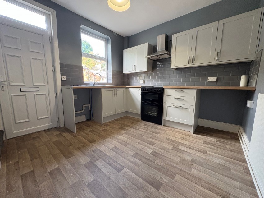 Images for New Road, Staincross, Barnsley