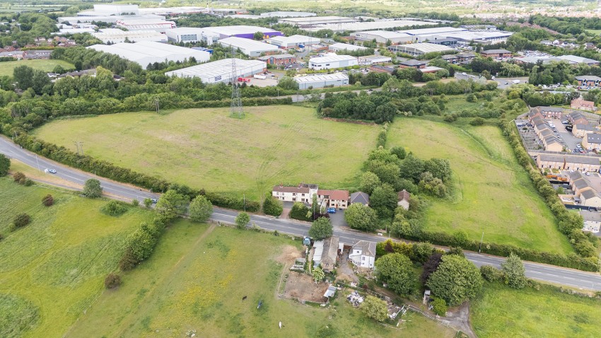 Images for Springfield Farm, 338 Bradford Road, Wrenthorpe, Wakefield