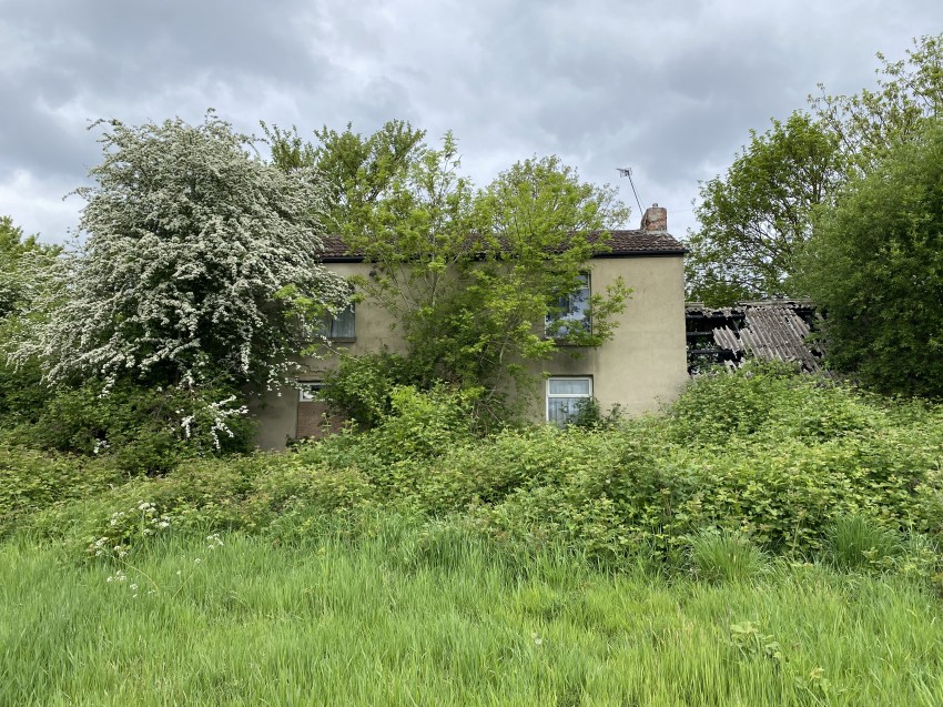 Images for Springfield Farm, 338 Bradford Road, Wrenthorpe, Wakefield