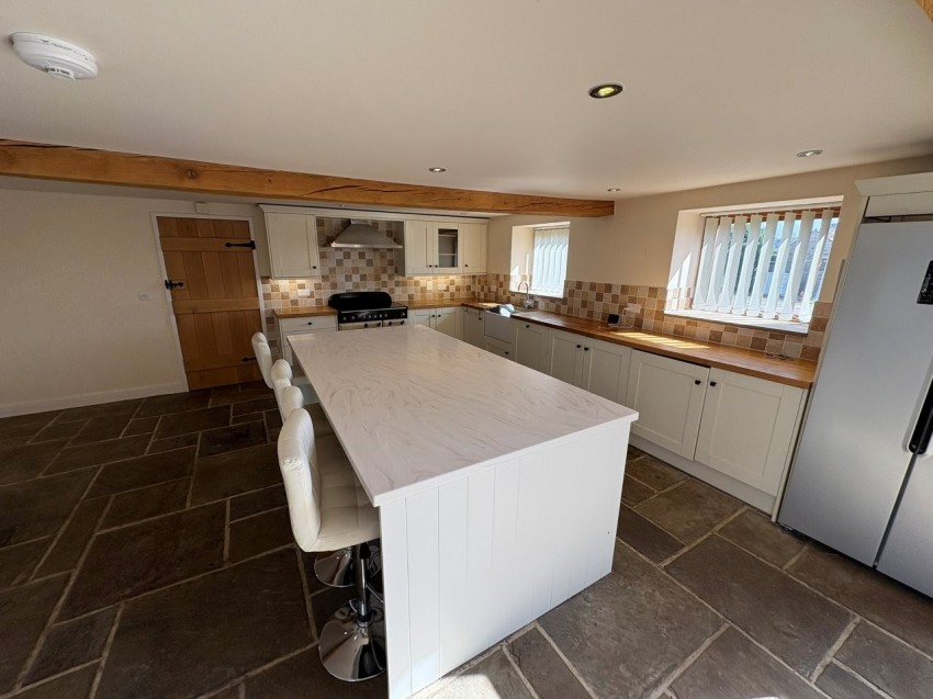 Images for Kiln Lane, Emley, Huddersfield