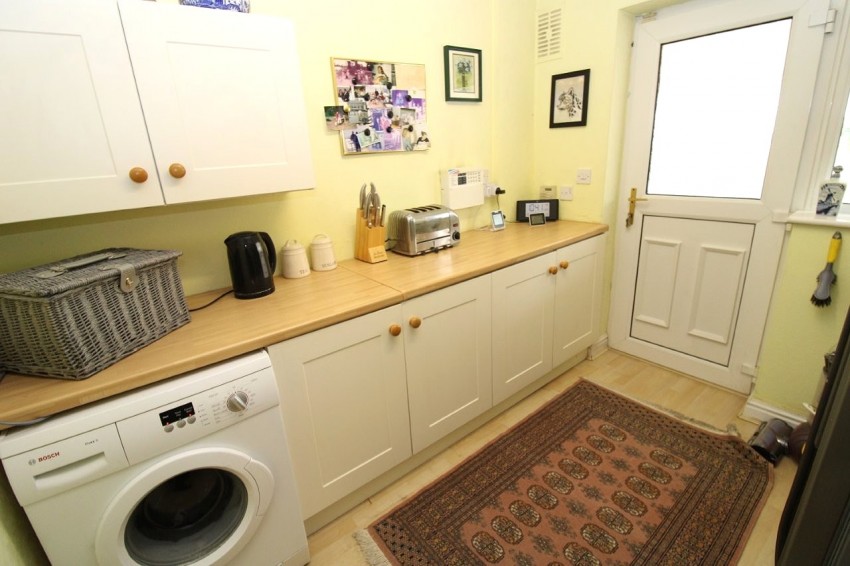 Images for Middlecliff Lane, Little Houghton, Barnsley