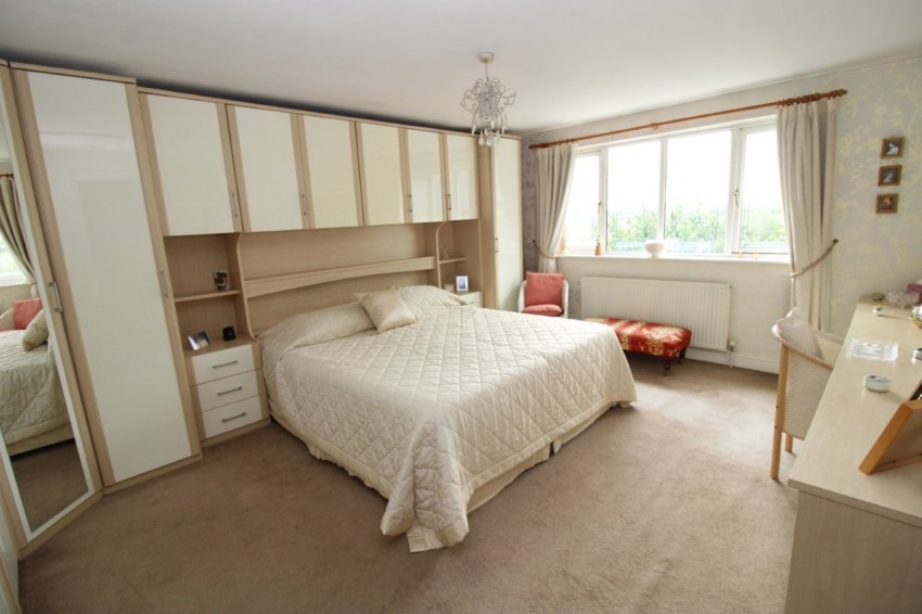 Images for Middlecliff Lane, Little Houghton, Barnsley