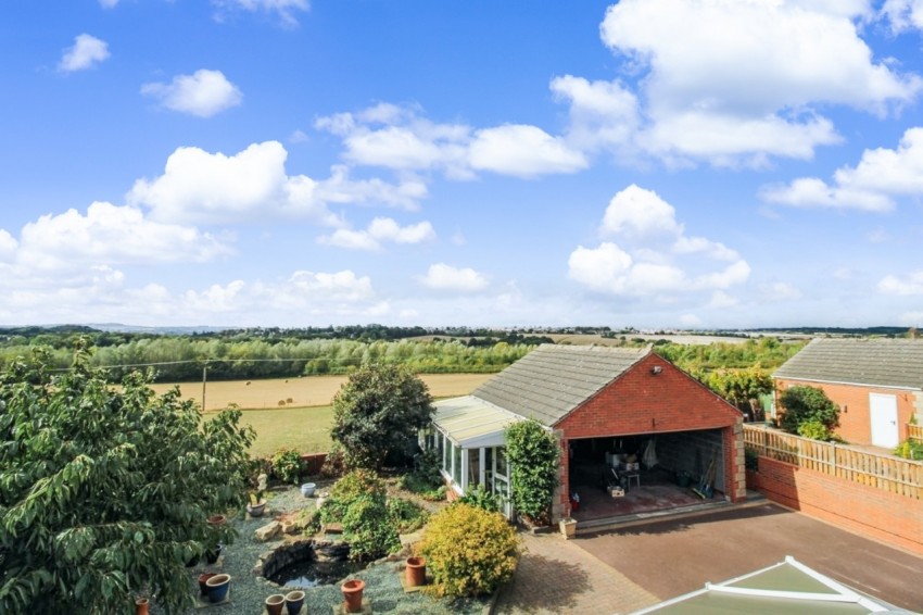 Images for Middlecliff Lane, Little Houghton, Barnsley