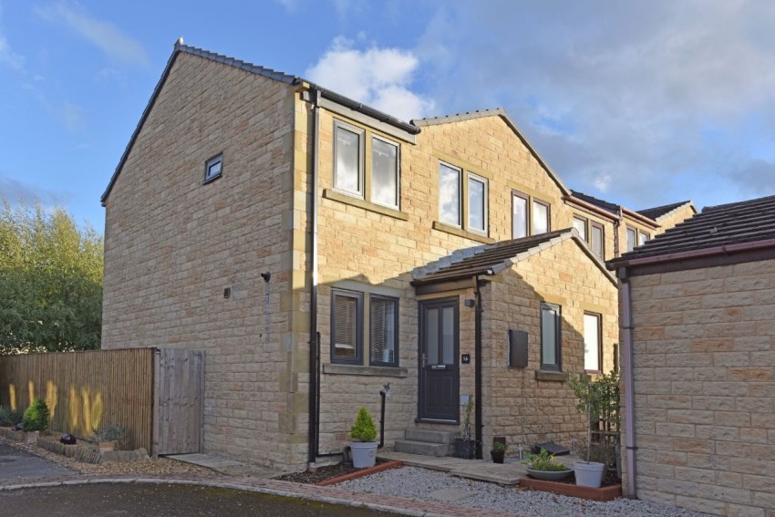 Images for Fox Royd, Shepley, Huddersfield