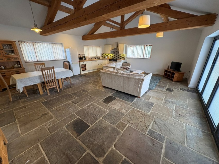 Images for Gilcar Farm, Kiln Lane, Emley, Huddersfield