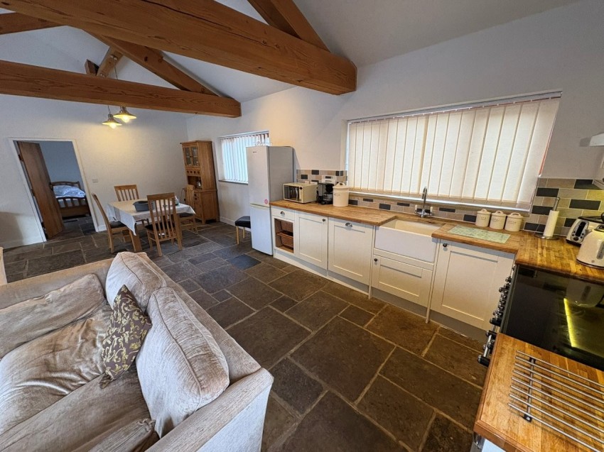 Images for Gilcar Farm, Kiln Lane, Emley, Huddersfield