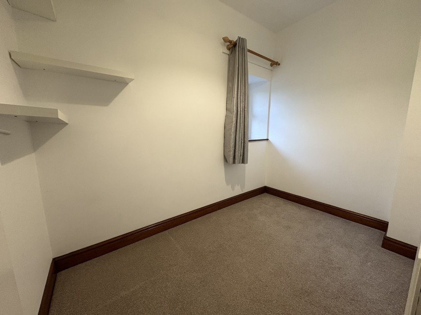 Images for High Street, Clayton West, Huddersfield