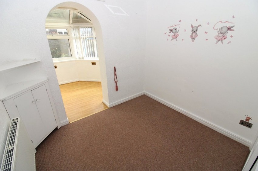 Images for Farmfield Drive, Fitzwilliam, Pontefract