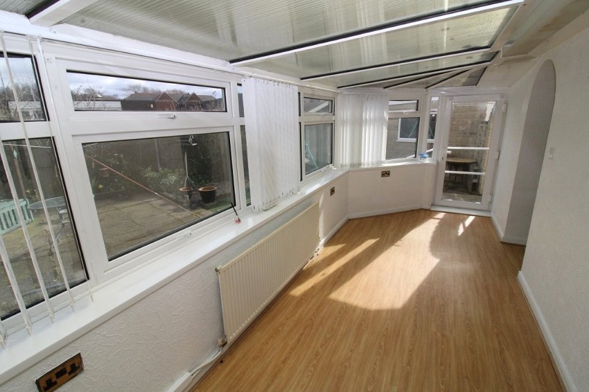 Images for Farmfield Drive, Fitzwilliam, Pontefract