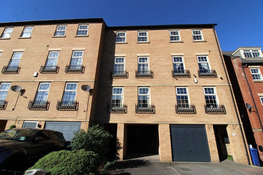 Images for Wheatcrofts, Barnsley