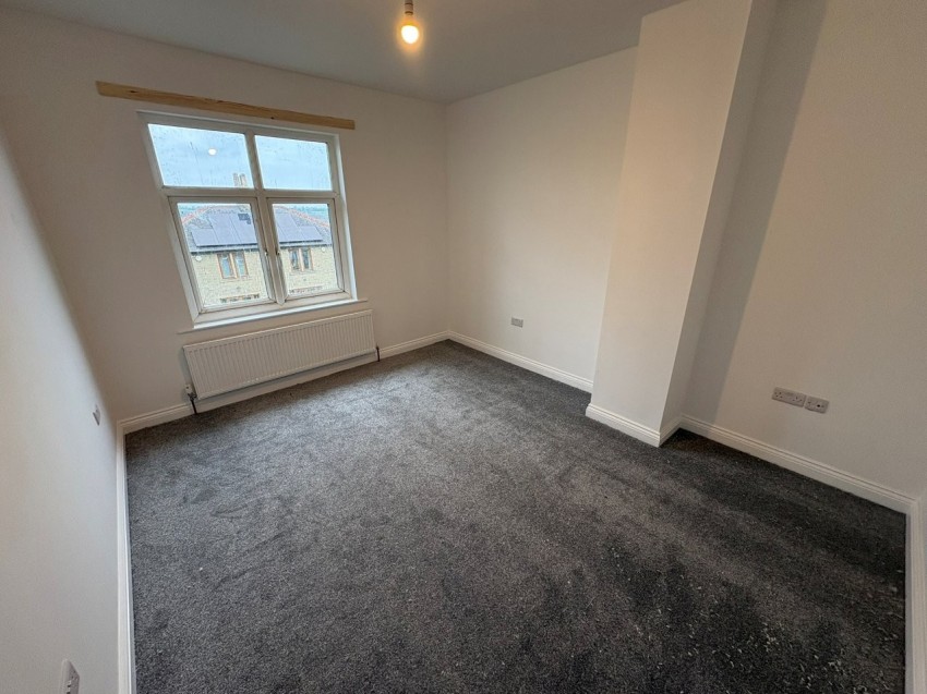 Images for Newlands Avenue, Clayton West, Huddersfield