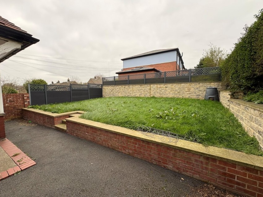 Images for Newlands Avenue, Clayton West, Huddersfield