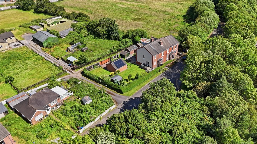 Images for Engine Lane Close, Shafton, Barnsley