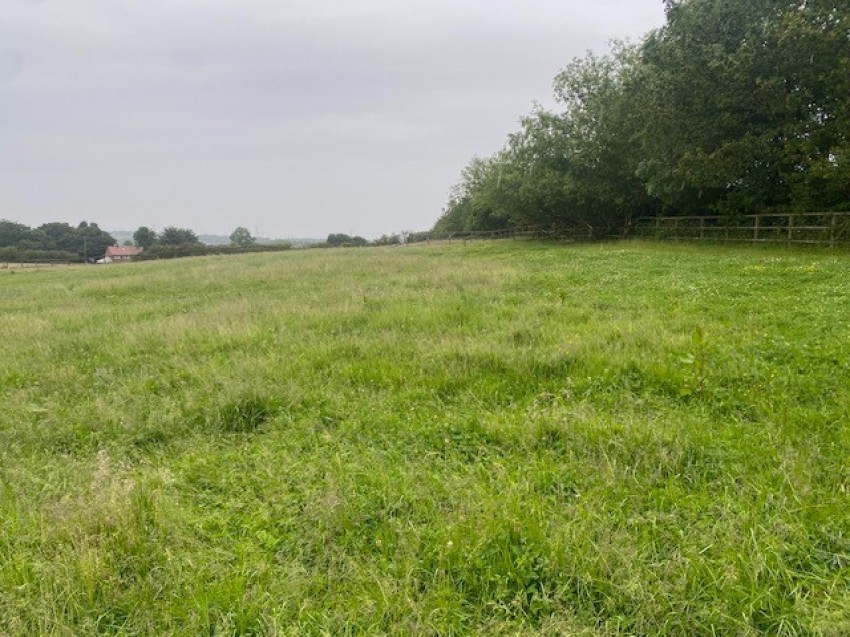 Images for 15.96 acres Grassland, Kirkthorpe Lane, Kirkthorpe, Wakefield